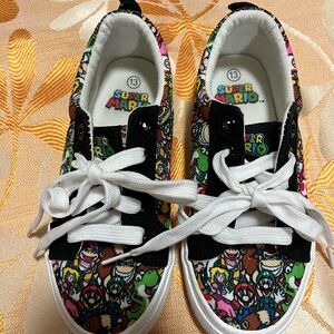 Nintendo Super Mario Kids Sneakers - Black and White